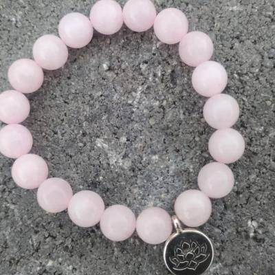 Bracelet en perles naturelles, quartz rose, fleur de lotus